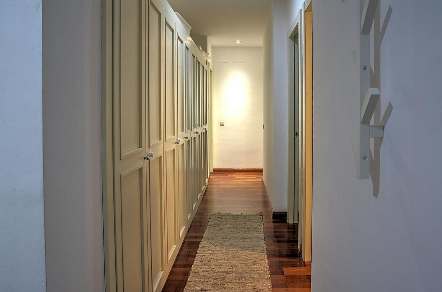 San Bernardo Family Apartment Seville Exterior photo